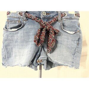 Maurices Women 4 26x3 Shorty Shorts Jean Cotton Blend Stretch Red Bandana Belt